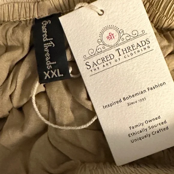 L/XL.  NWT.  Sacred Threads Tan Wide-Leg Pants. TURQ - Picture 3 of 4